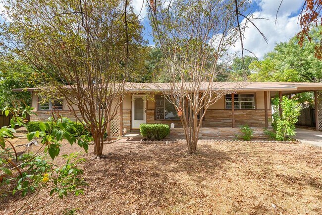 Photo - 2305 Westforest Dr
