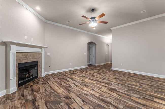 Photo - 2091 Eagle Dr
