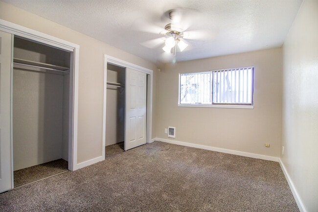 Beverly Towhomes