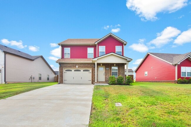 Building Photo - Pet Friendly Three Bedroom! Rental