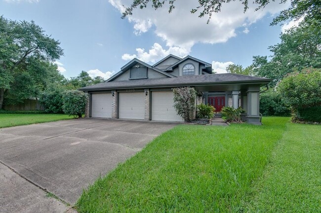 Building Photo - 11310 Chiselhurst Way Ct