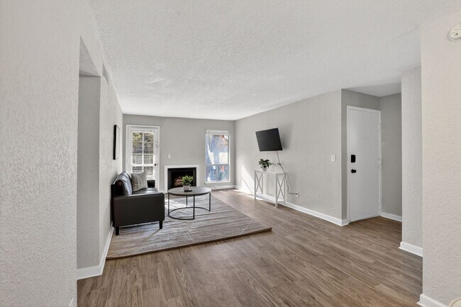 8312 Hillcrest Rd Unit SI FL3-ID1612772P