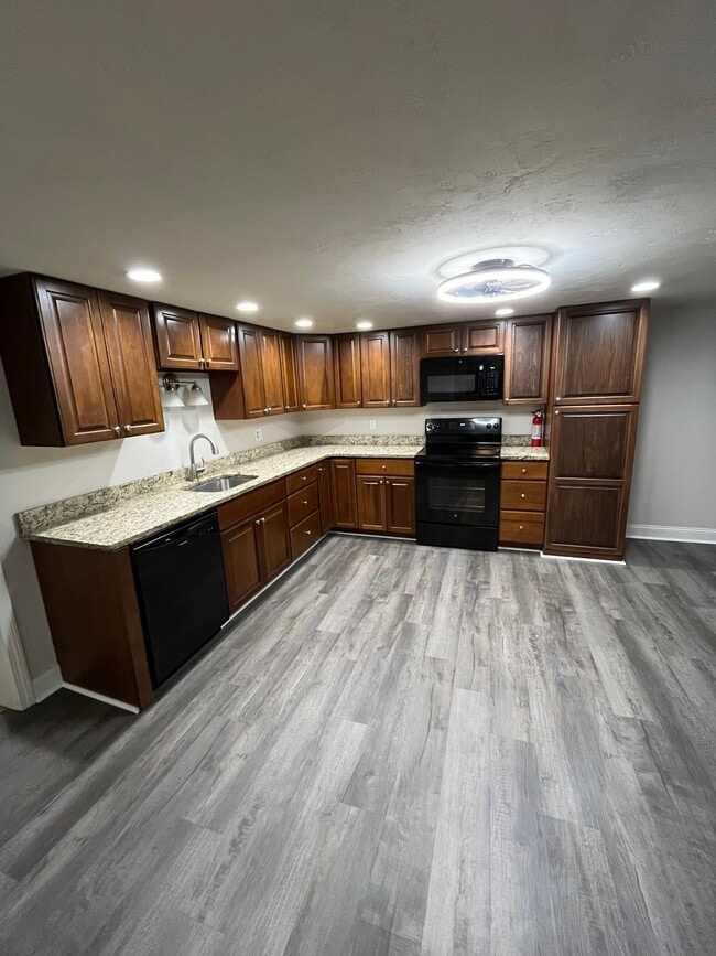 Photo - 24 Ash St Unit 2