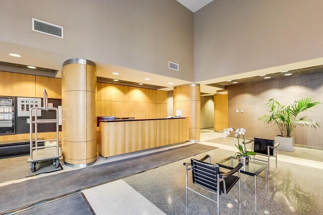 Photo - 720 N Larrabee St Unit 1108