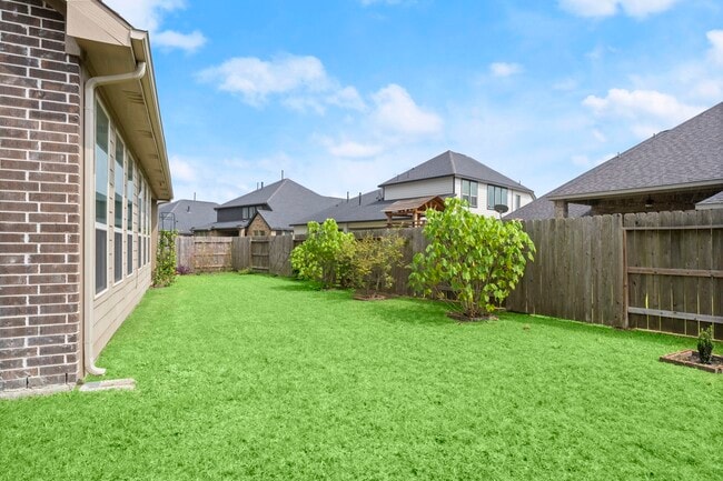 Photo - 10054 Black Maple Dr