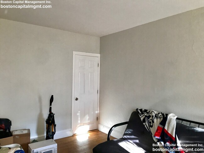 Photo - 76 Linden St Unit 2