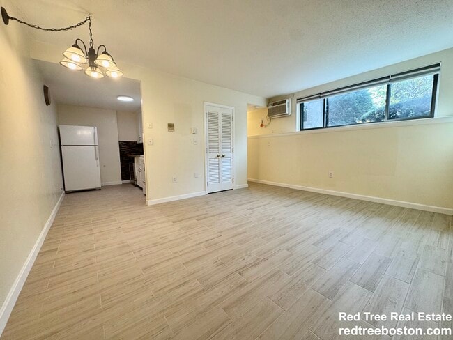 Photo - 172 River St Unidad A1