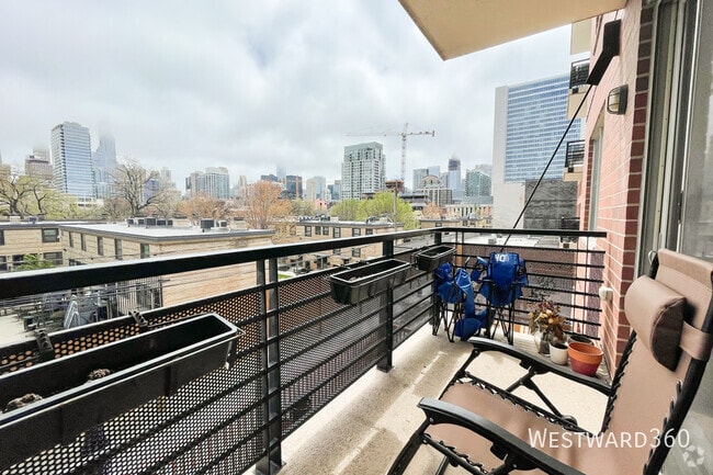 Building Photo - 873 N Larrabee-304 Unit 304 Rental