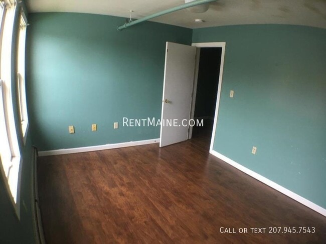 2412 Western Ave Unit T