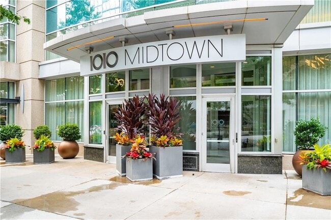 Photo - 1080 Peachtree St NE Unit 1411
