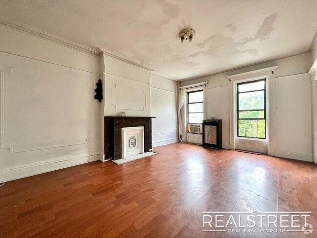 Building Photo - Charming 1 BED in Bed Stuy Brownstone! Unit 3 Rental