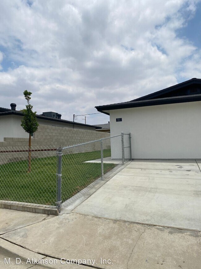 Photo - 2 br, 1 bath House - 721 Tate Street