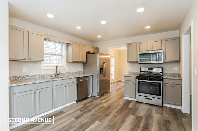 Photo - 75 Alexandria Ct