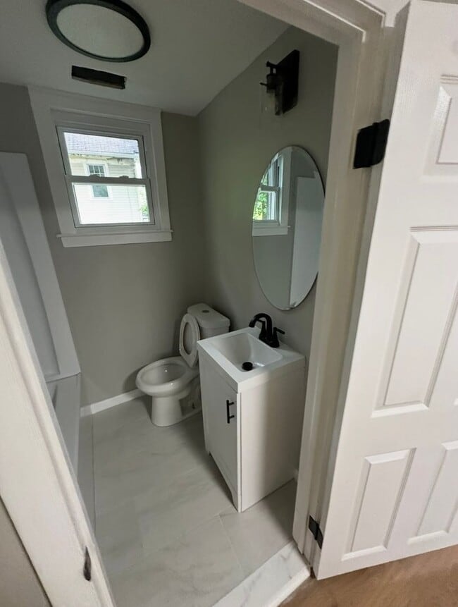 Photo - 34 S Main St Unit 3