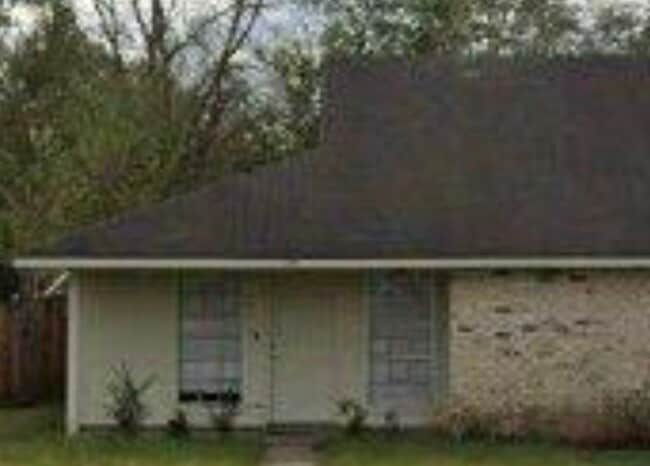 Building Photo - 14642 Forest Grove Ave