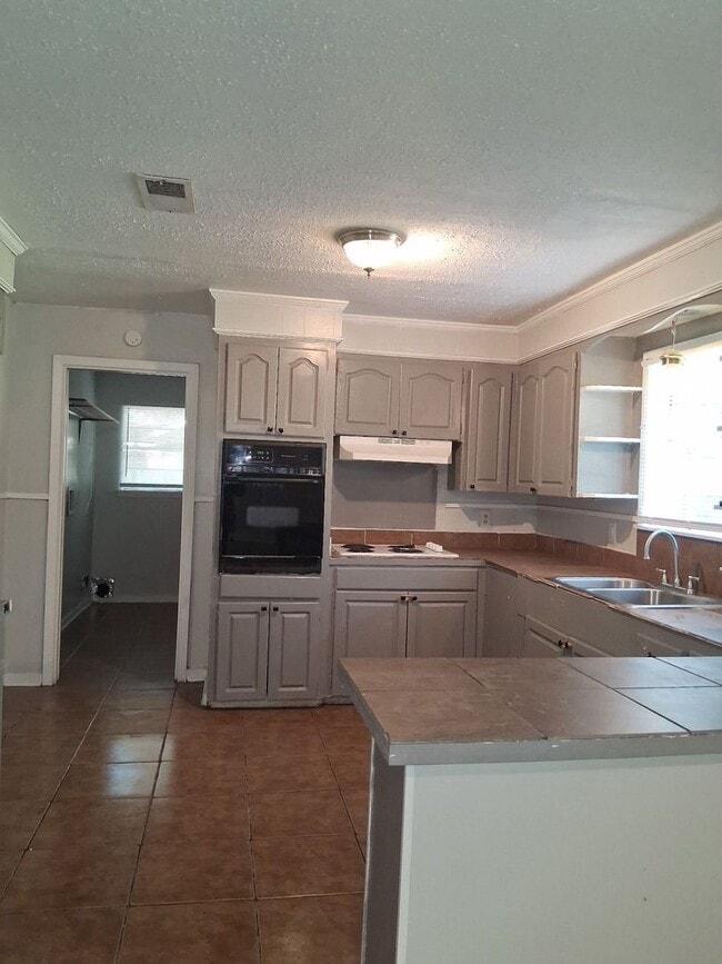 Photo - 1215 Garden Park Dr