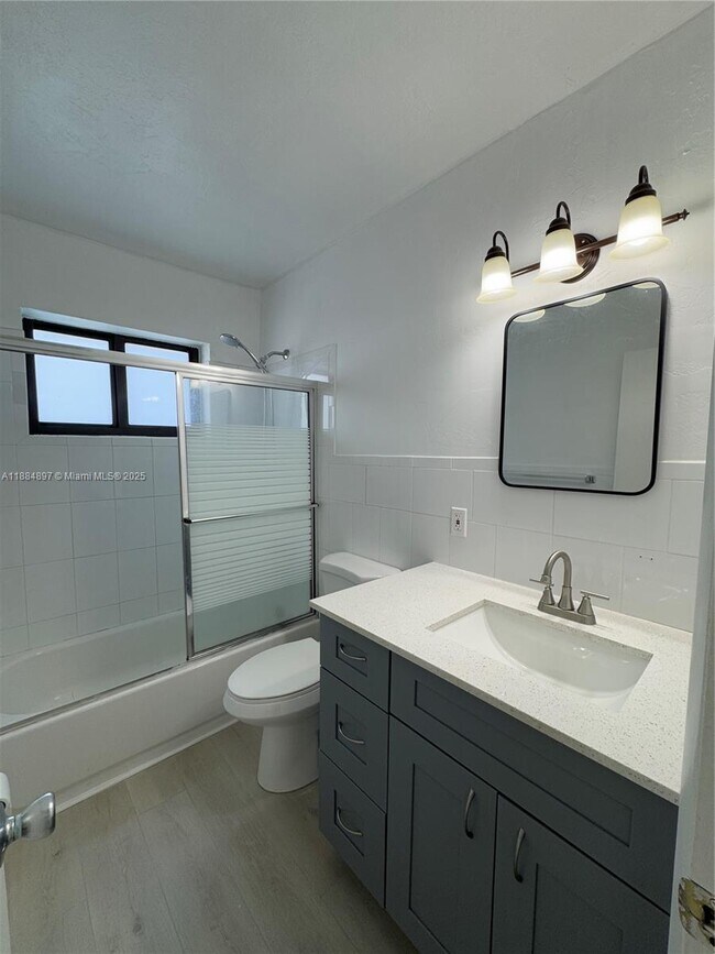 Photo - 3633 SW 5th Terrace