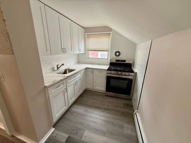 Photo - 271 Lexington Ave Unit 2