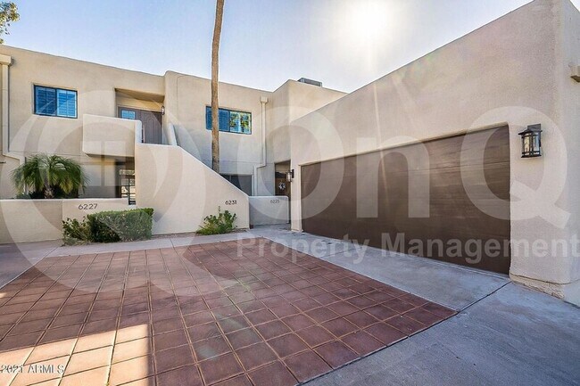 Photo - 6231 N 30th Way