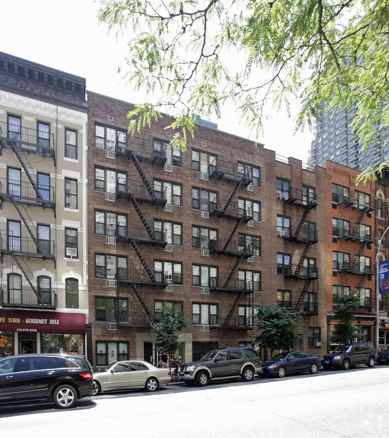 Photo - 1378 York Avenue