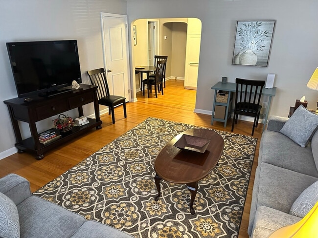 Photo - 106 Hampden Ave Unidad ID1321804P