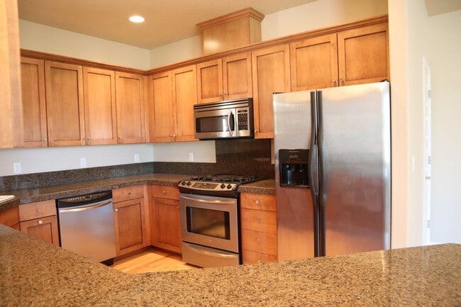 Photo - 902 NW 96th Cir