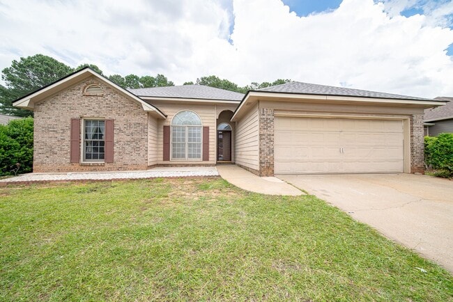 3 bedroom 2 bath North Columbus - 3 bedroom 2 bath North Columbus House