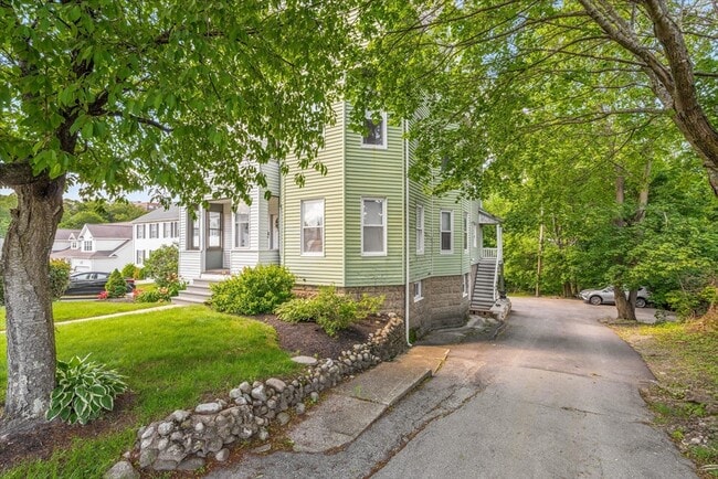 Photo - 427 Hamilton St Unit 2