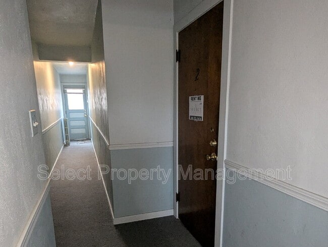 Photo - 1033 Edgewater Ave Unit #2