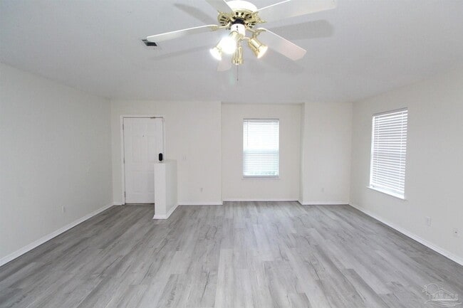 Photo - 2432 Gulf Breeze Ave