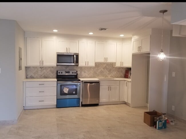 Photo - 5921 NE 18th Ave Unit 3
