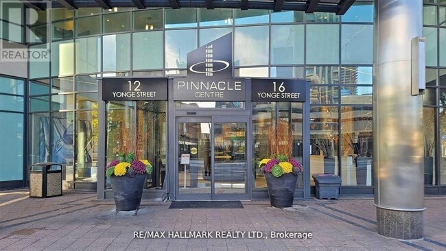 Photo - 16 Yonge St Unit 513