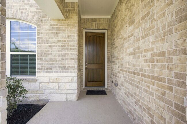 1042 Windy Creek Path