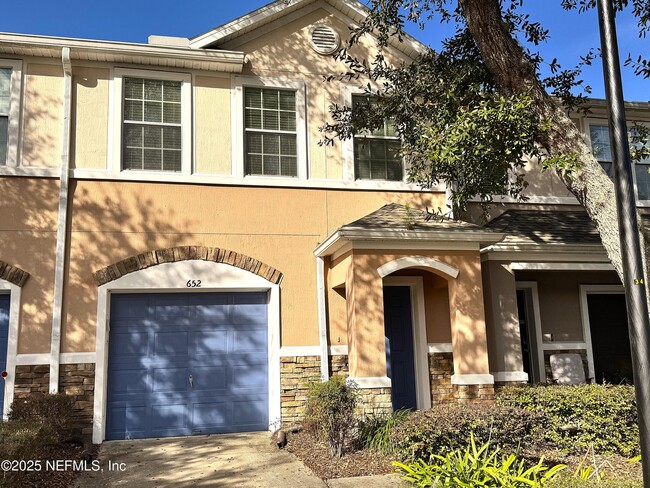 Photo - 652 Crystal Way Townhome