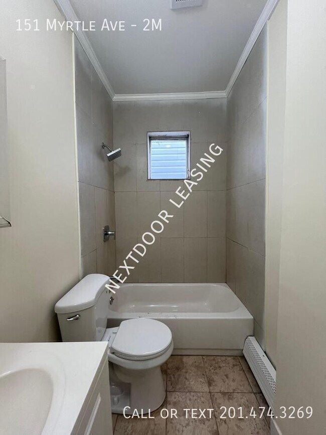 Photo - 151 Myrtle Ave Unidad 2M