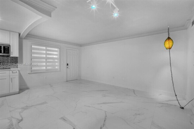 Photo - 3245 Virginia St Unit 16