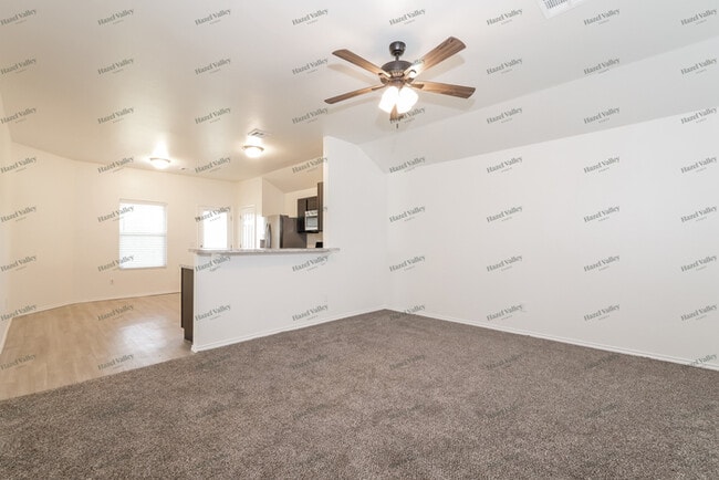 Photo - 746 W Lola Dr