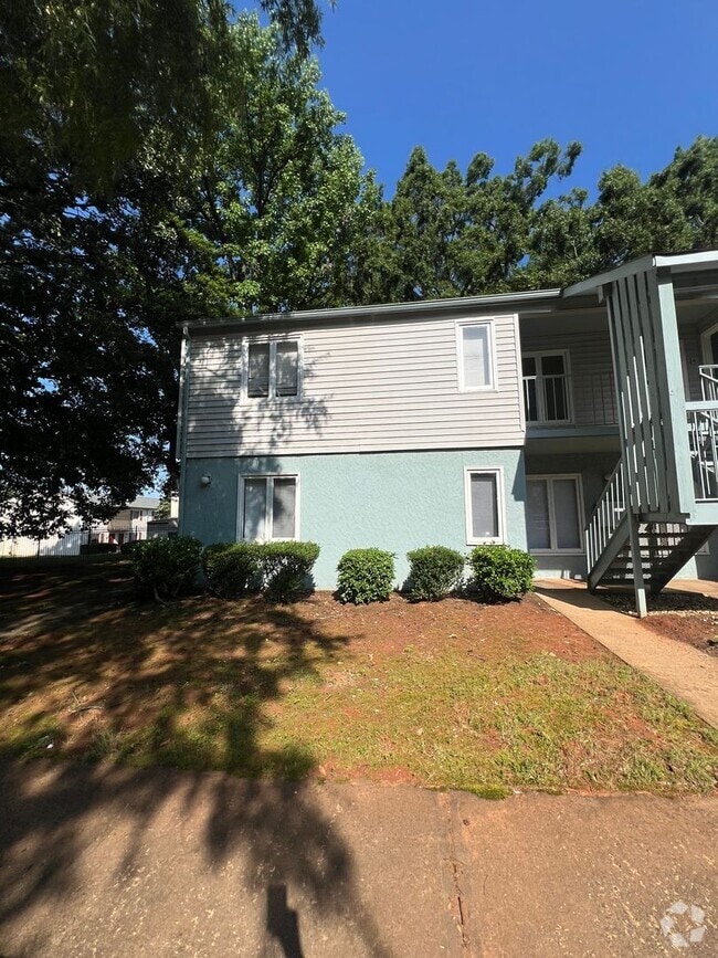 Building Photo - 1 bedroom condo for $1050(1st floor)  Clos...