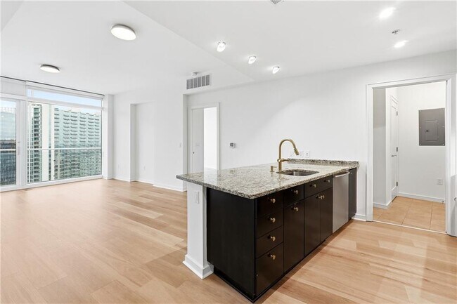 Photo - 3325 Piedmont Rd NE Unit 2207