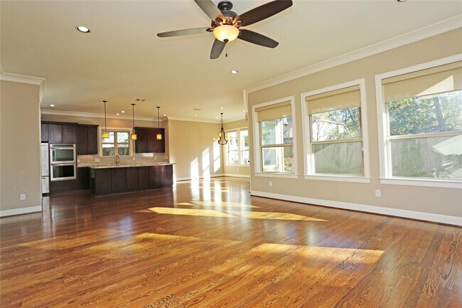 1611 Wakefield Dr