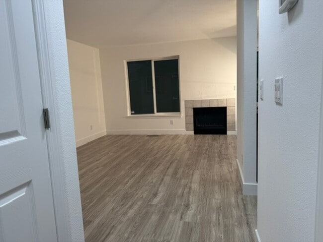 Photo - 15965 SW Roth Dr