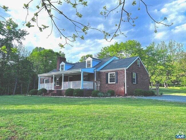 Building Photo - 2278 Hansens Mountain Rd Rental