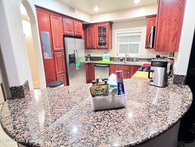 Photo - 14242 Burbank Blvd