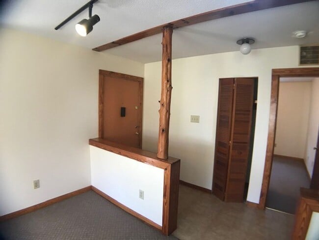 Photo - 106 Pleasant Dr Unidad B