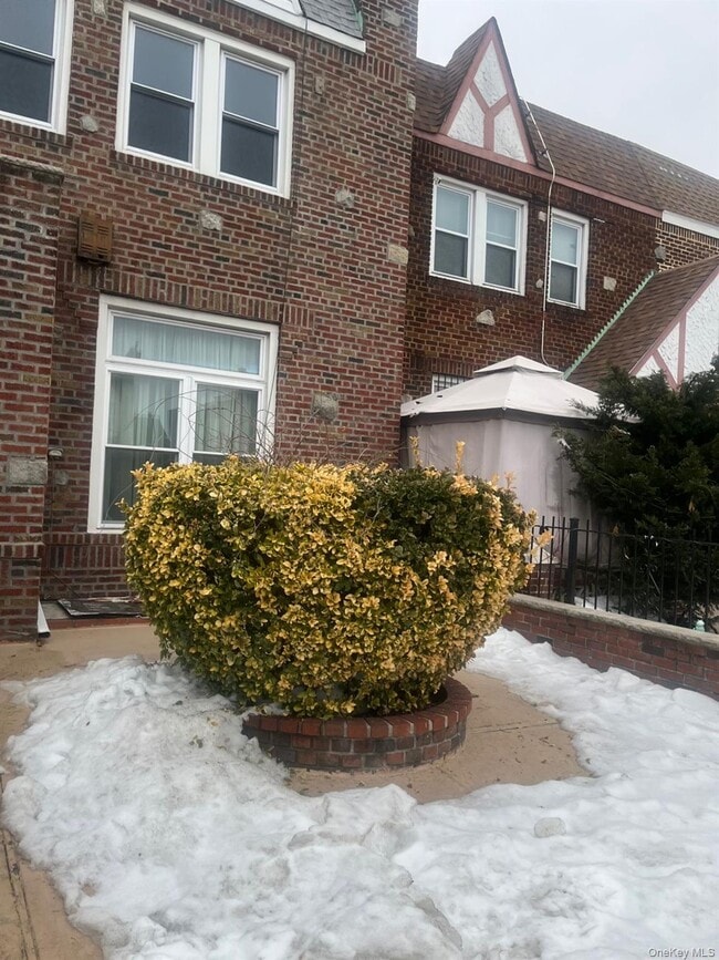 Photo - 250-23 88th Rd Unit 1R