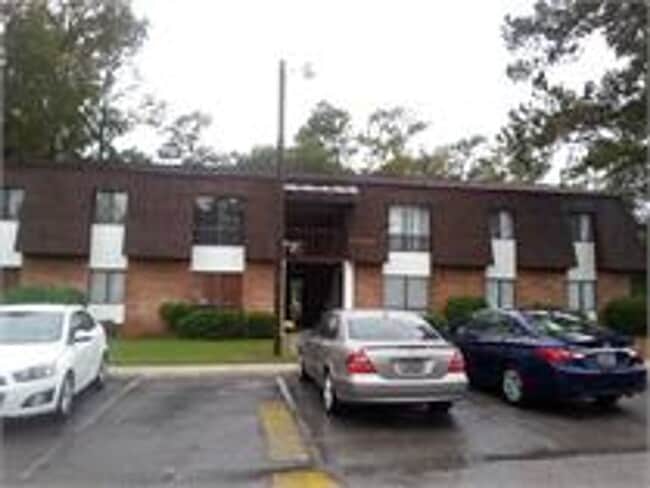 Building Photo - 615 Carter Ln Unit D-2