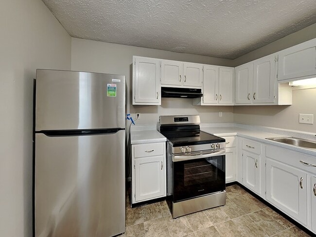 Photo - 3241 Remington Dr