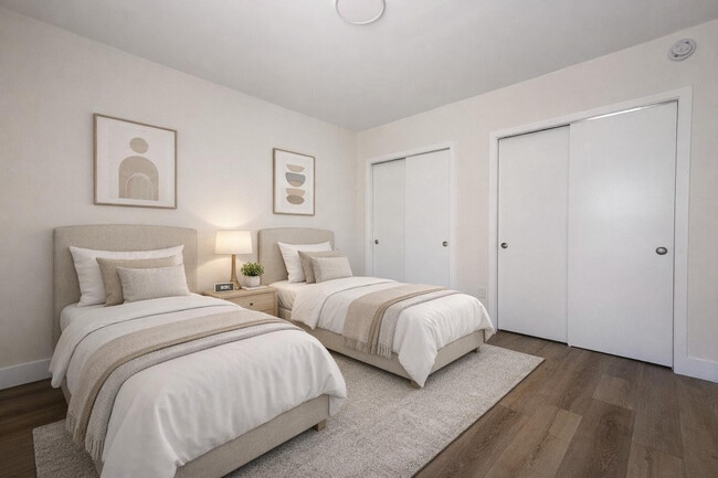 Photo - 1910 SW 17th Ave