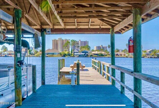 7813 N Lagoon Dr Unidad 4A