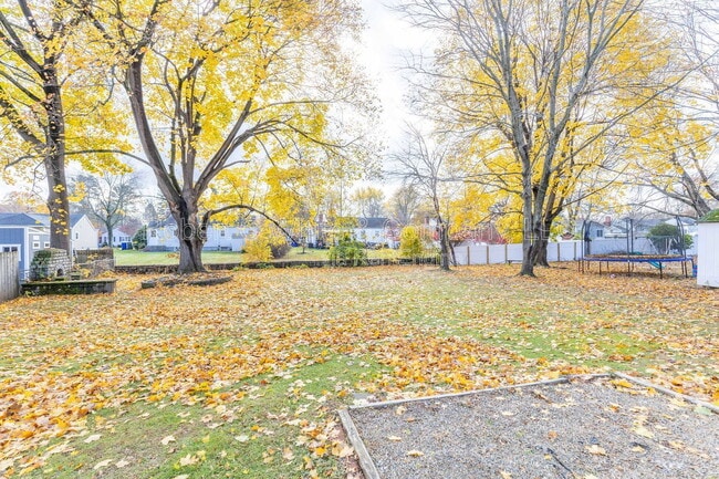 Photo - 99 Cheney Ln